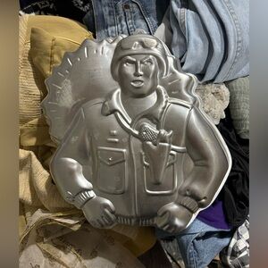 Wilton cake pan 1986 hasbro gi joe